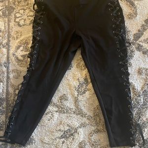 TORRID SIZE 2 tie up leggings